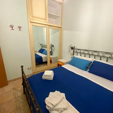 Domus Solis Lupiae *